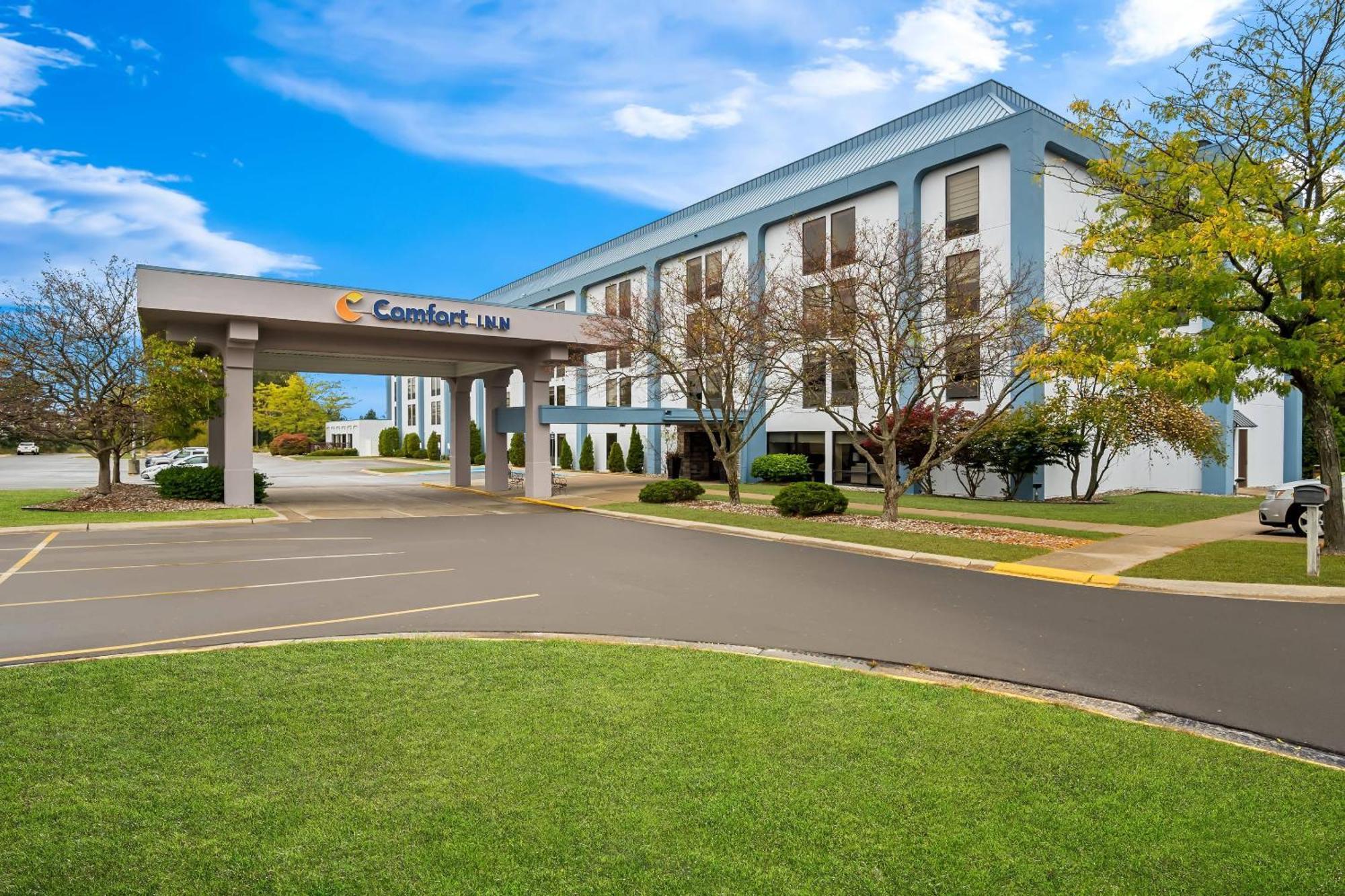 Comfort Inn Cadillac Exterior foto